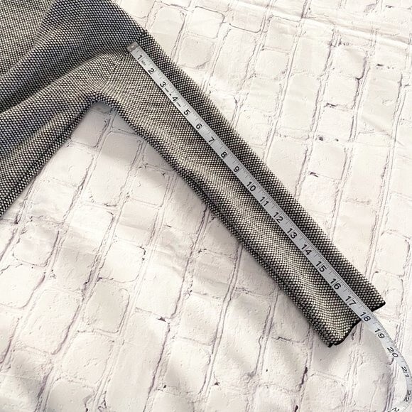 Tahari Black Gray Moc Neck Structured Long Sleeve Short Sweater S - Picture 6 of 8